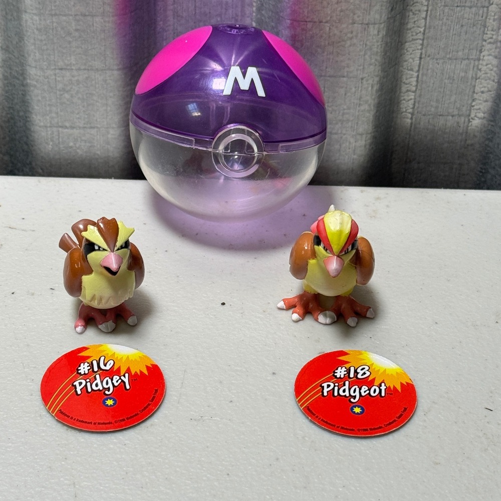 Tomy Nintendo Pokemon Pidgey Pidgeot PVC Figs Battle Disc Set Master Ball 1998
